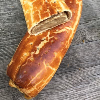 Nussstrudel im Ganzen von Kolm - Die Bäckerei.