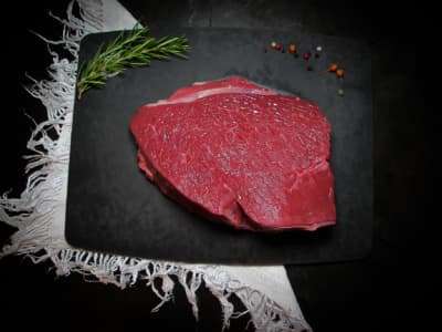 Bio-Rindfleisch zum Dünsten