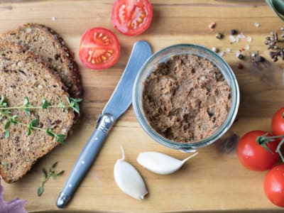 Rehpastete mit Beeren 150g (mit Bio-Zutaten) von Venatio. Wildspezialitäten aus Jägerhand