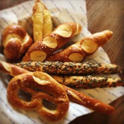 Laugenweckerl von Kolm - Die Bäckerei.