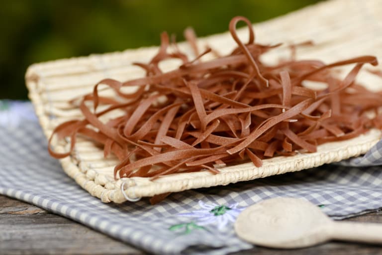 Dinkelbandnudeln
