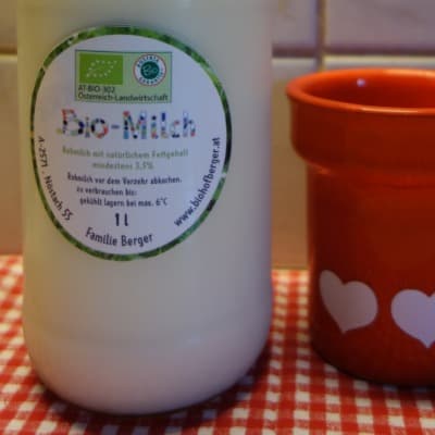 Bio Rohmilch von Biohof Berger