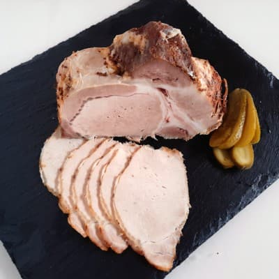 Schweinebraten essfertig, aufgeschnitten