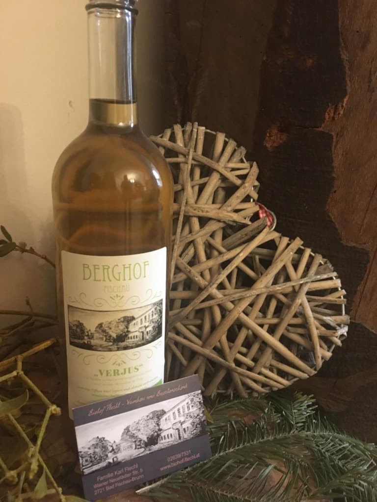 Verjus, Bio