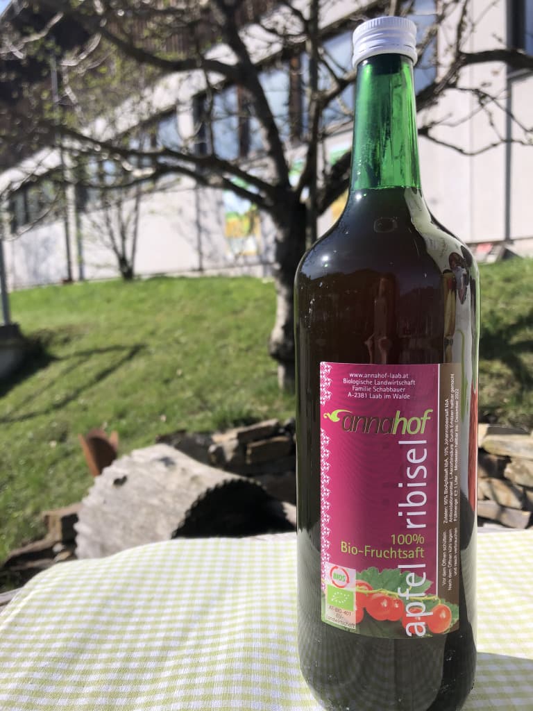 100% Bio-Fruchtsaft naturtrüb "Apfel-Ribisel"